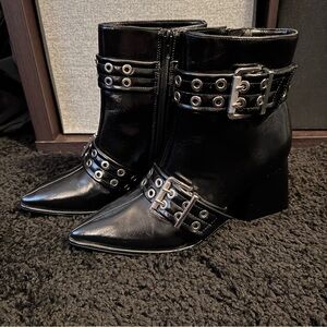 Mix No. 6 Black Pointed Toe Ankle Boots with Grommet Buckles